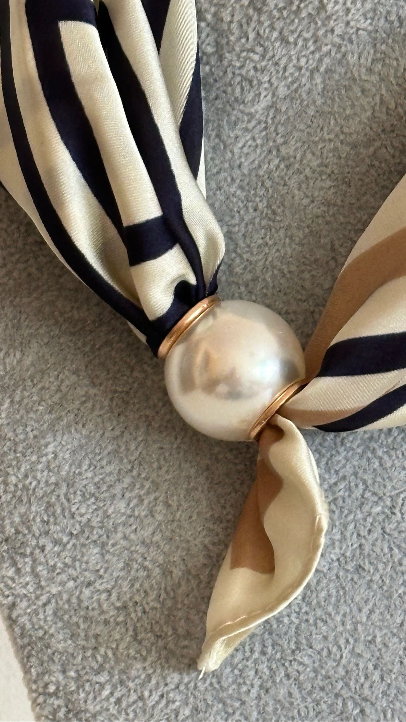 Scarf with Pearls – photo 2